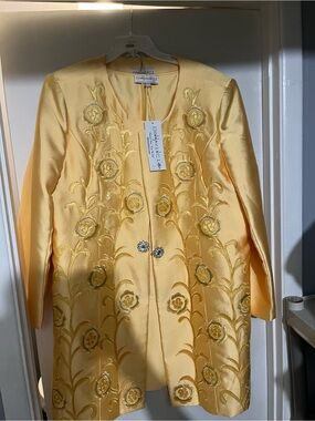 DonnaVinci Yellow Gold Floral Embroidered Satin Jacket, Top and Skirt.